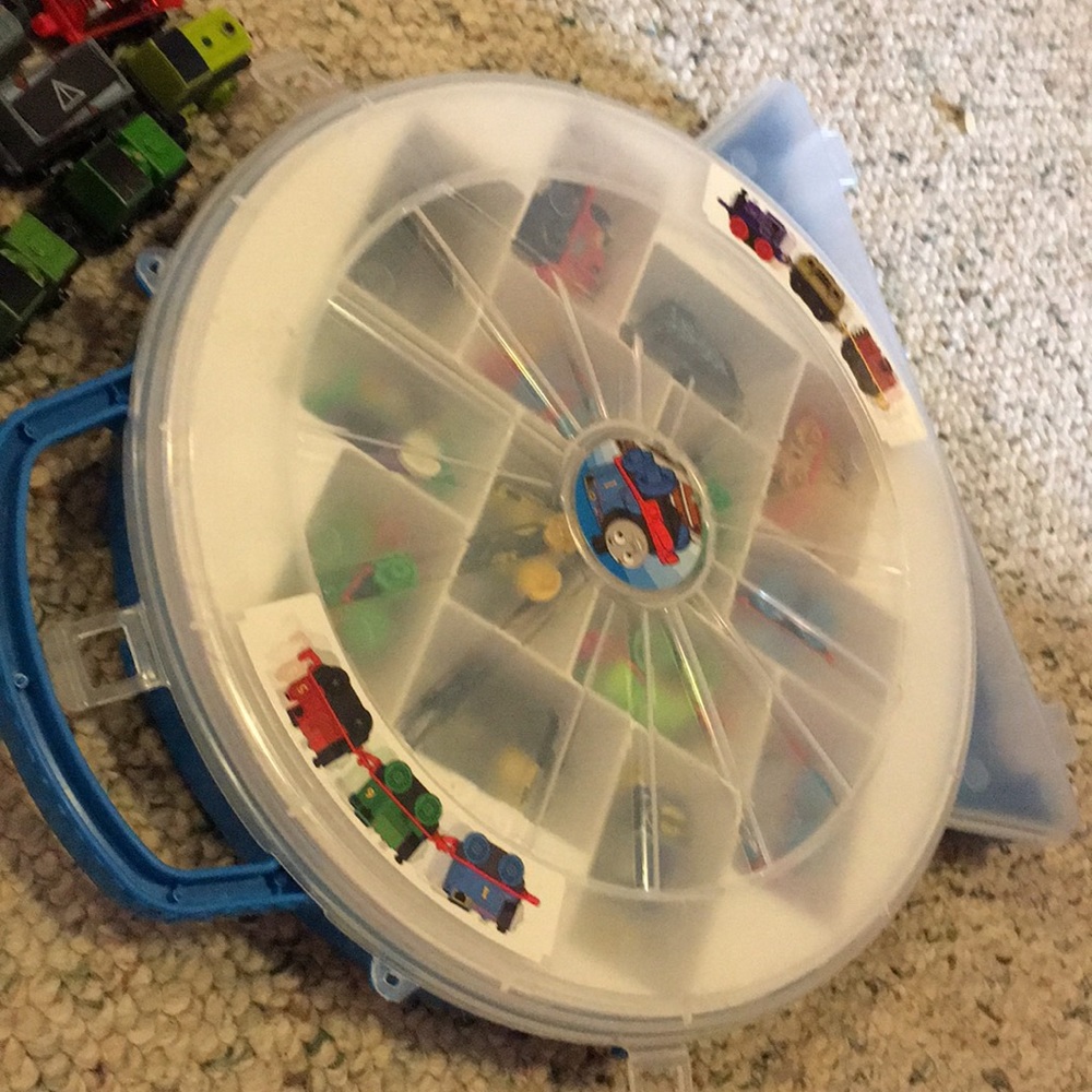 thomas trains and launcher and train holder - Picture 5 of 5